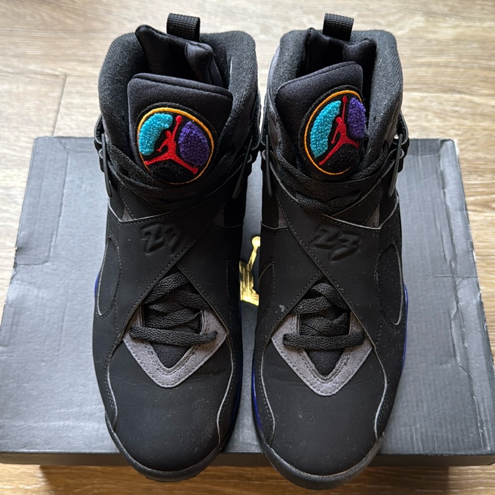 Air Jordan 8 Retro Aqua (2015)
Size: us 9